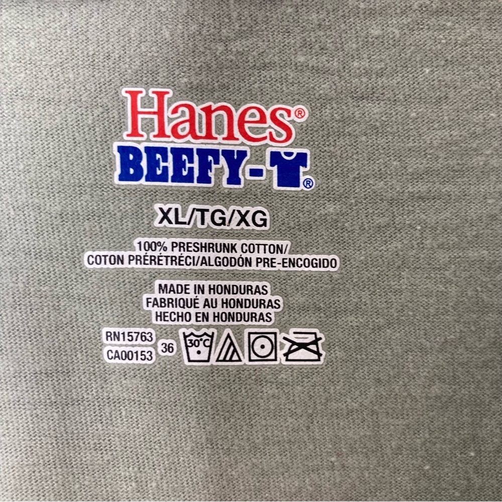 ✨ Hanes Long Sleeve Tee – Everyday Essential ✨ - Picture 8 of 9